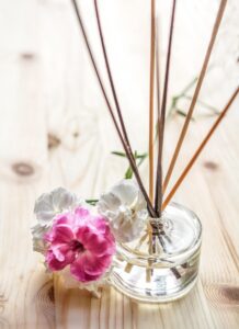 scent, sticks, fragrance, aromatic, aroma, aromatherapy, smell, perfume, scented, therapy, bottle, essence, wooden, relax, relaxation, wellness, luxury, nature, natural, decoration, essential, senses, harmony, composition, home, oils, glass, healthy, fresh, bowl, herbal, plant, botany, organic, leaf, medicine, freshness, natural medicine, alternative, healthcare, homeopathy, treatment, medicinal, remedy, healing, pharmaceutical
